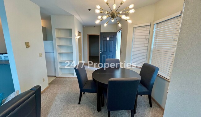 Foto del edificio - Hilltop 1BD I 1BA Condo + FREE month of re...