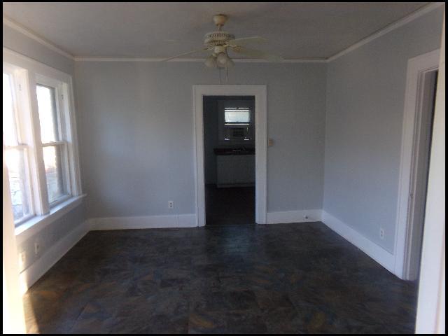 Foto del edificio - 1024 Park Dr