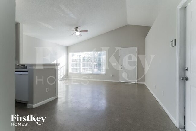 Building Photo - 5227 Aventura Blvd