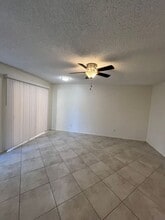 Building Photo - 1201 S McClintock Dr