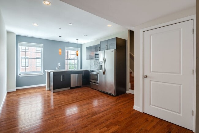 Photo - 301 Market Street Apartment