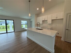 Building Photo - 2707 34th St SW