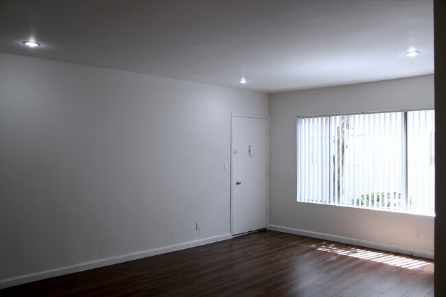 Foto del edificio - 3950 Inglewood Blvd