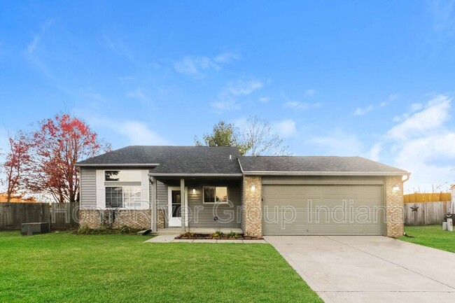 Building Photo - 105 Meadow Creek S Dr