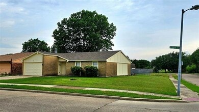 Building Photo - 3937 O'Hare Dr