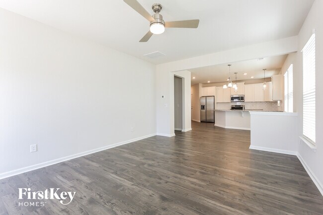 Building Photo - 611 Goldburn Wy