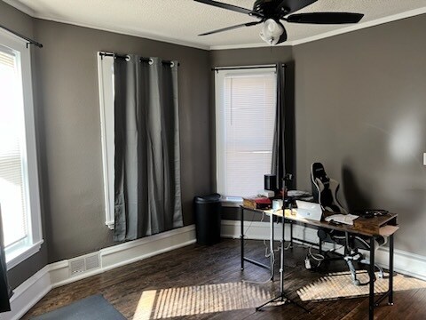 Foto del edificio - Beautifully renovated 1 bedroom duplex unit