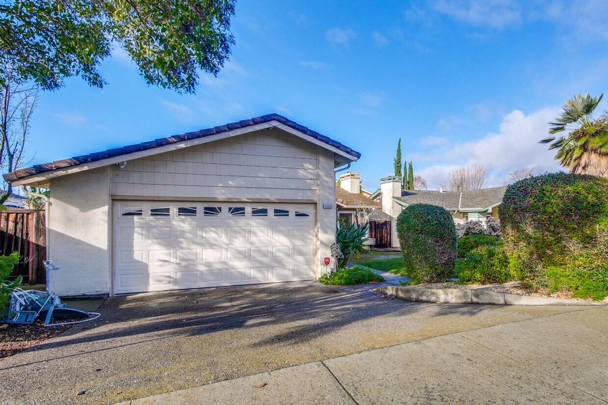 Foto principal - Top Fremont Schools (Mission San Jose)- Gr...