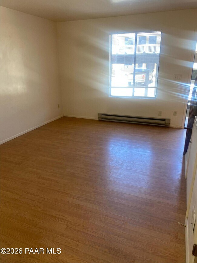 Foto del edificio - 845 Sunset Ave