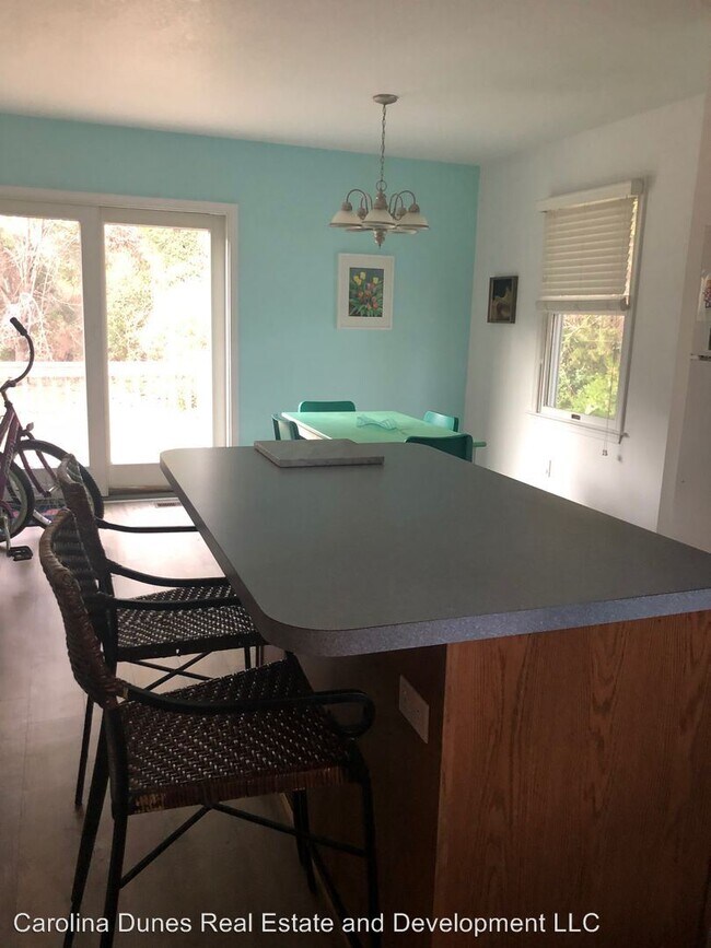 Building Photo - 3 br, 2 bath House - 104 Becks Court
