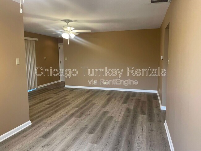 Foto del edificio - 3258 W 184th St