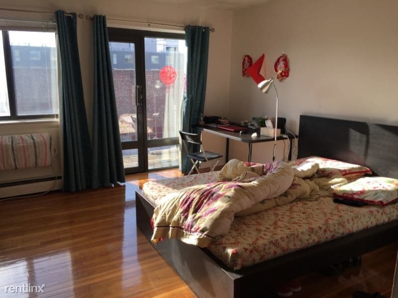 Foto principal - 1033 Commonwealth Avenue