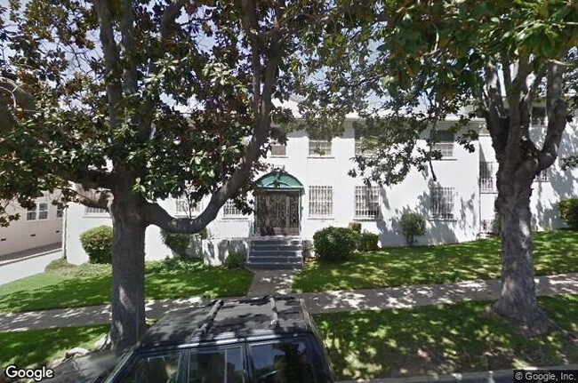 Building - 755 N Hoover St