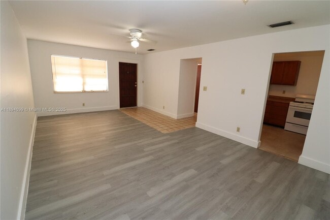 Building Photo - 1206 N 22nd Ave