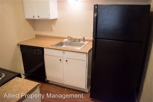 Foto principal - 520 N Hampton Rd