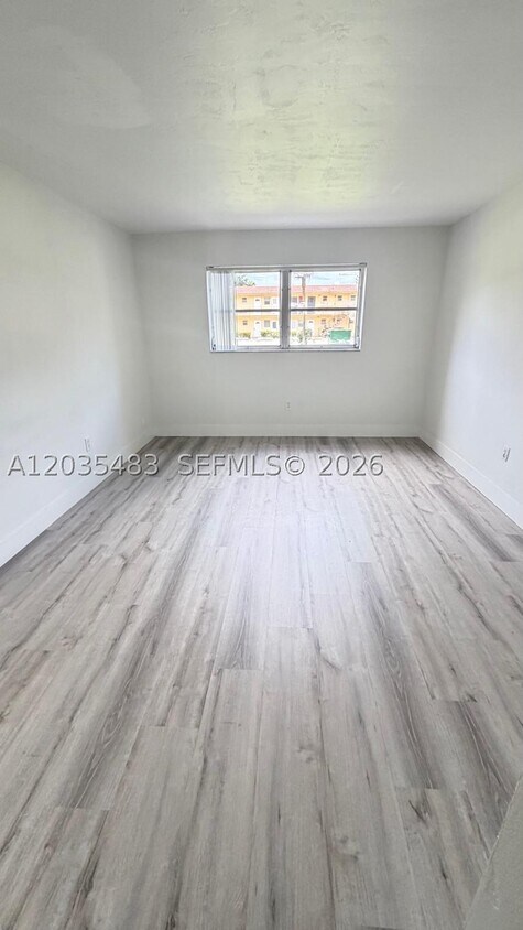 Foto del edificio - 20200 NE 27th Ct
