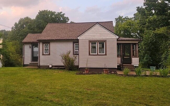 Building Photo - 16562 Harmonsburg Rd