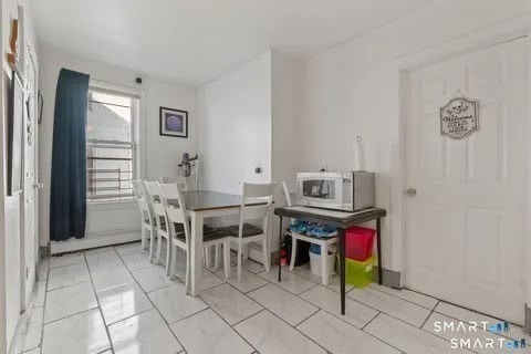 Building Photo - 147 Martin St