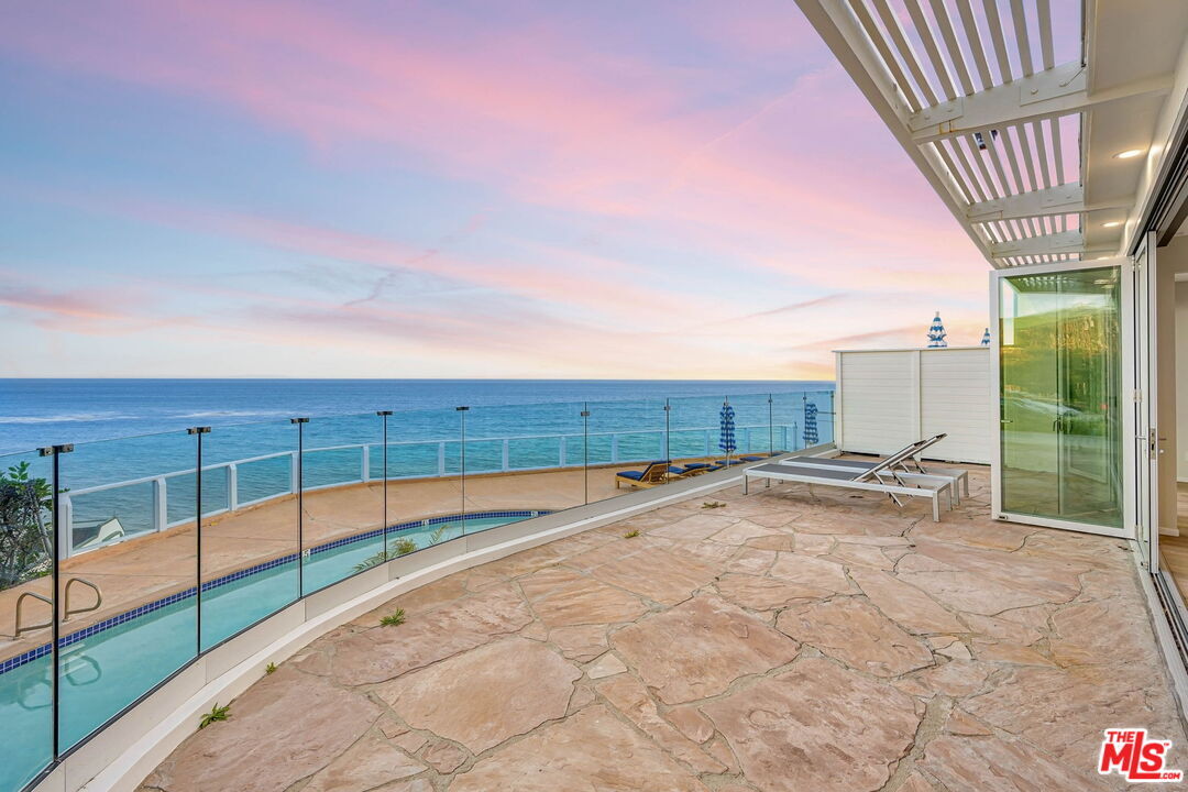 27400 E Pacific Coast Hwy Unit 107, Malibu, CA 90265 Room for Rent in