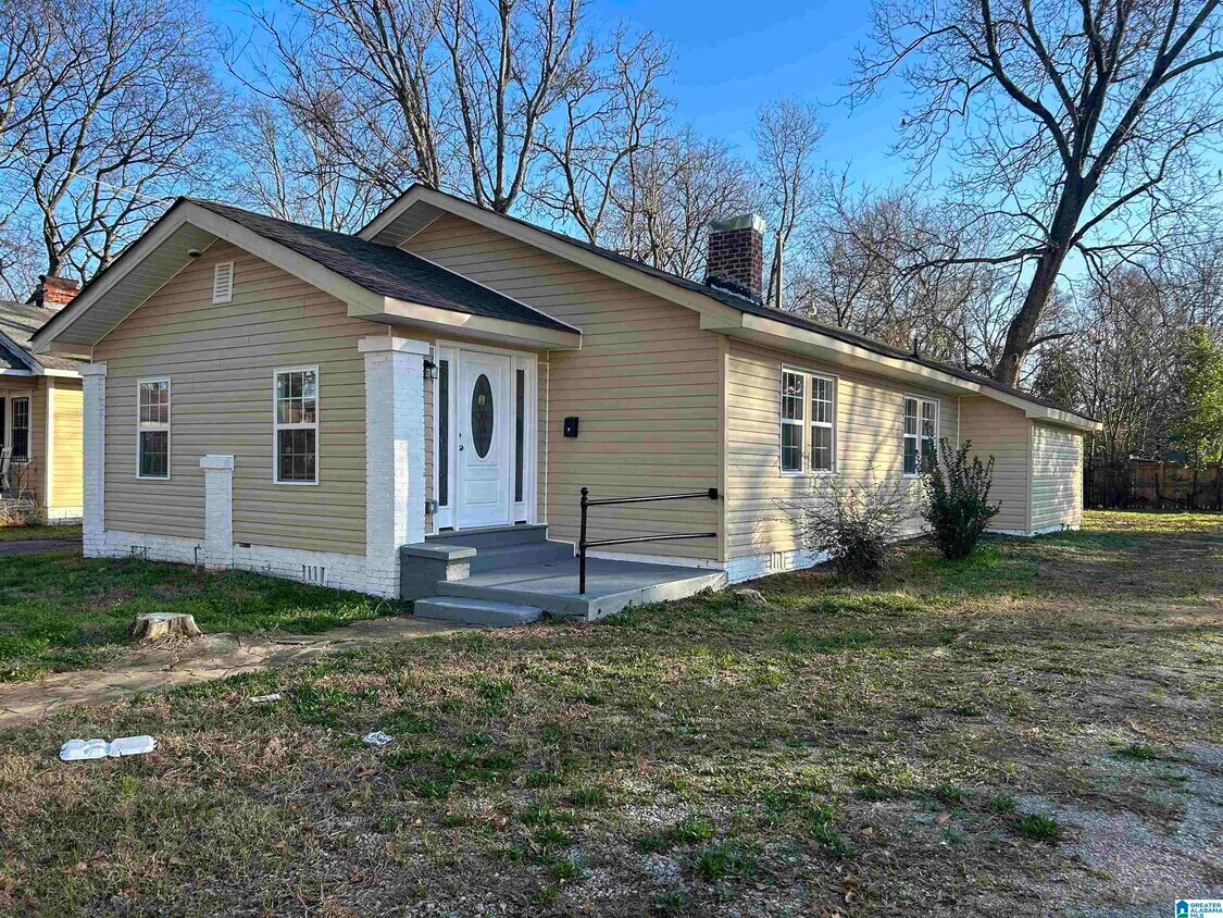 1705 52nd St, Birmingham, AL 35208 House Rental in Birmingham, AL