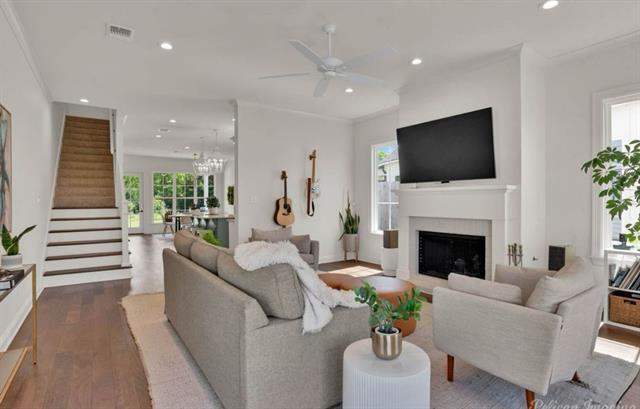 Foto del edificio - 2112 Old Grove Cir
