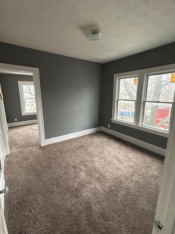 Building Photo - 13818 Durkee Ave