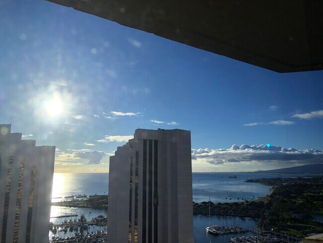 Foto del edificio - 1700 Ala Moana Blvd