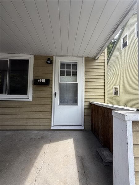 Building Photo - 254 Bailies Run Rd