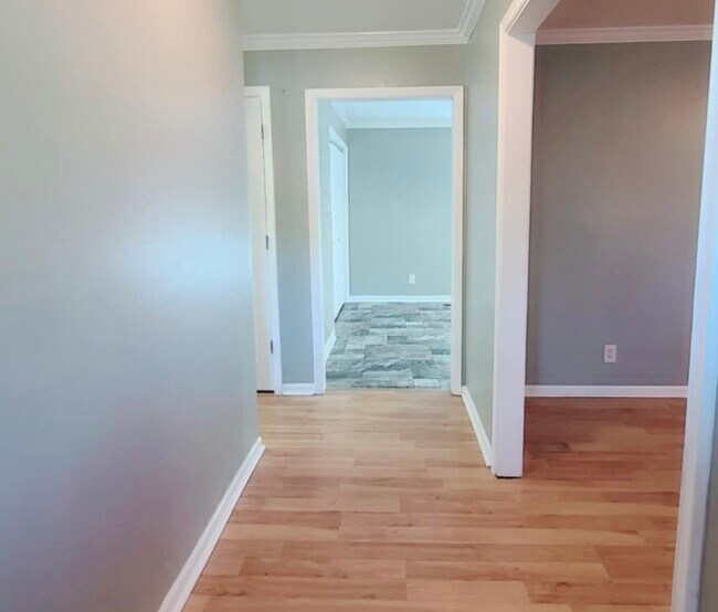Foto del edificio - 6151 Wynnwood Dr