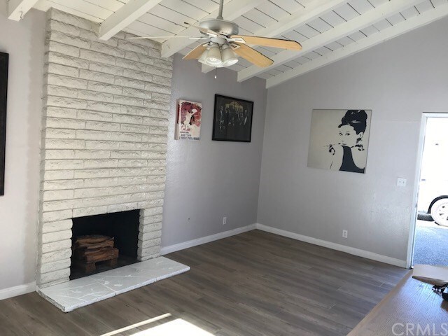 Foto del edificio - 2258 Pamela Ln