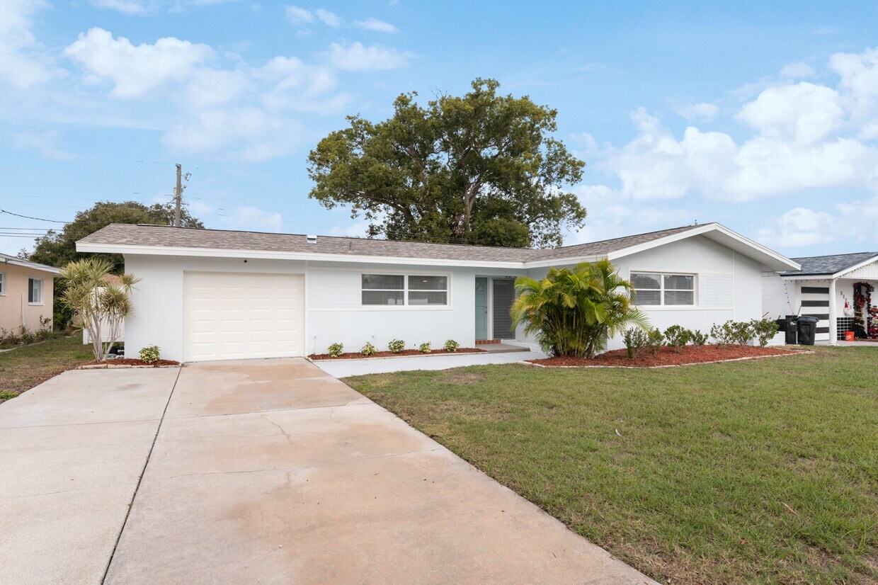 11667 80th Ave, Seminole, FL 33772 House Rental in Seminole, FL