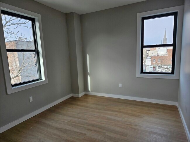 Foto del edificio - 1487 5th Ave