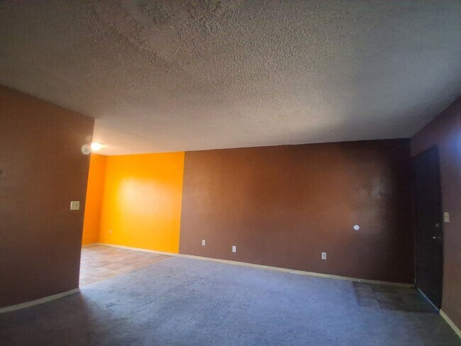 Building Photo - Sherwood3321