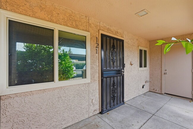 Foto del edificio - 10828 N Biltmore Dr