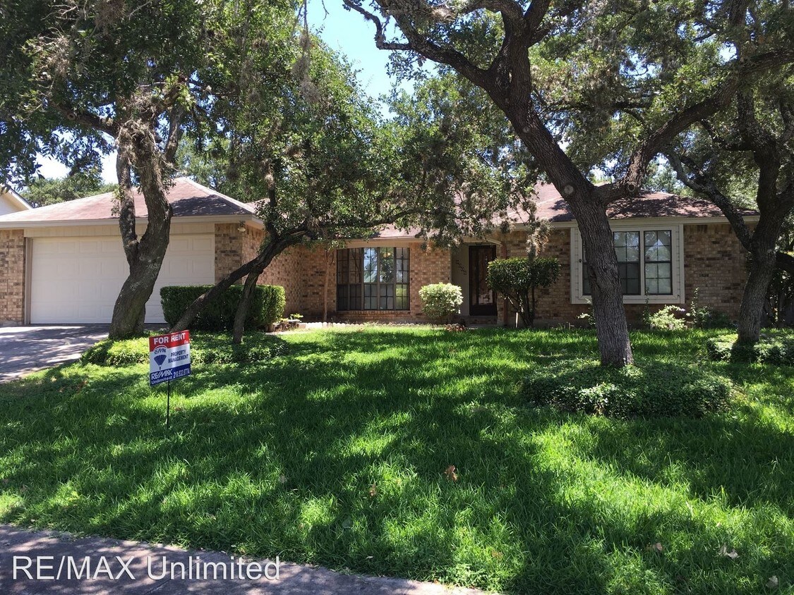 9006 Arbor Wood St, San Antonio, TX 78250 House Rental in San Antonio