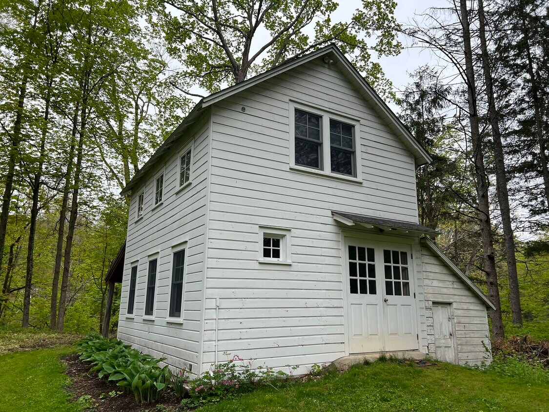115 Maple Hill Rd, Kingston, NY 12401 House Rental in Kingston, NY