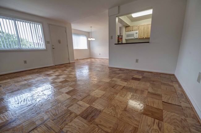 Foto del edificio - 2709 Hanson Ave