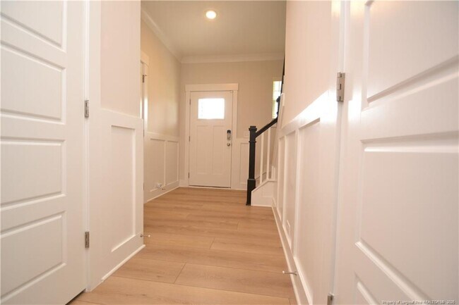 Foto del edificio - 2129 Seneca Dr