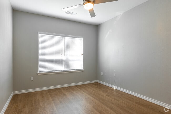 2BR, 2BA - 1,097SF - Primary Bedroom - Ridge At Lancaster