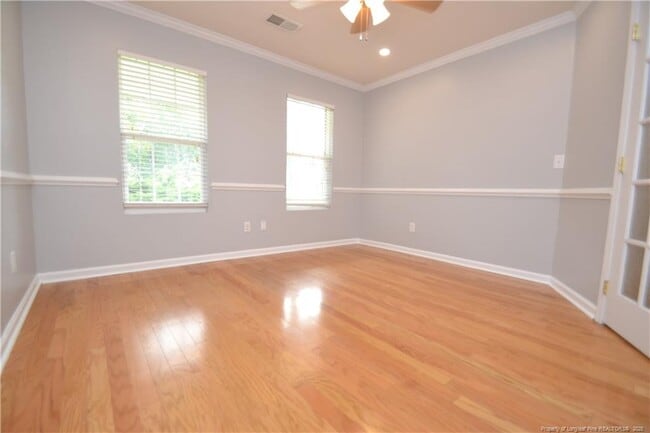 Building Photo - 2804 Thoreau Dr