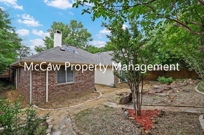 Building Photo - 224 Brittany Dr