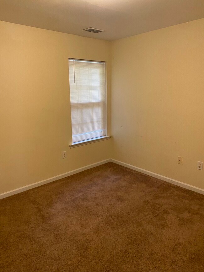 Foto del edificio - 300 Southmen Ln