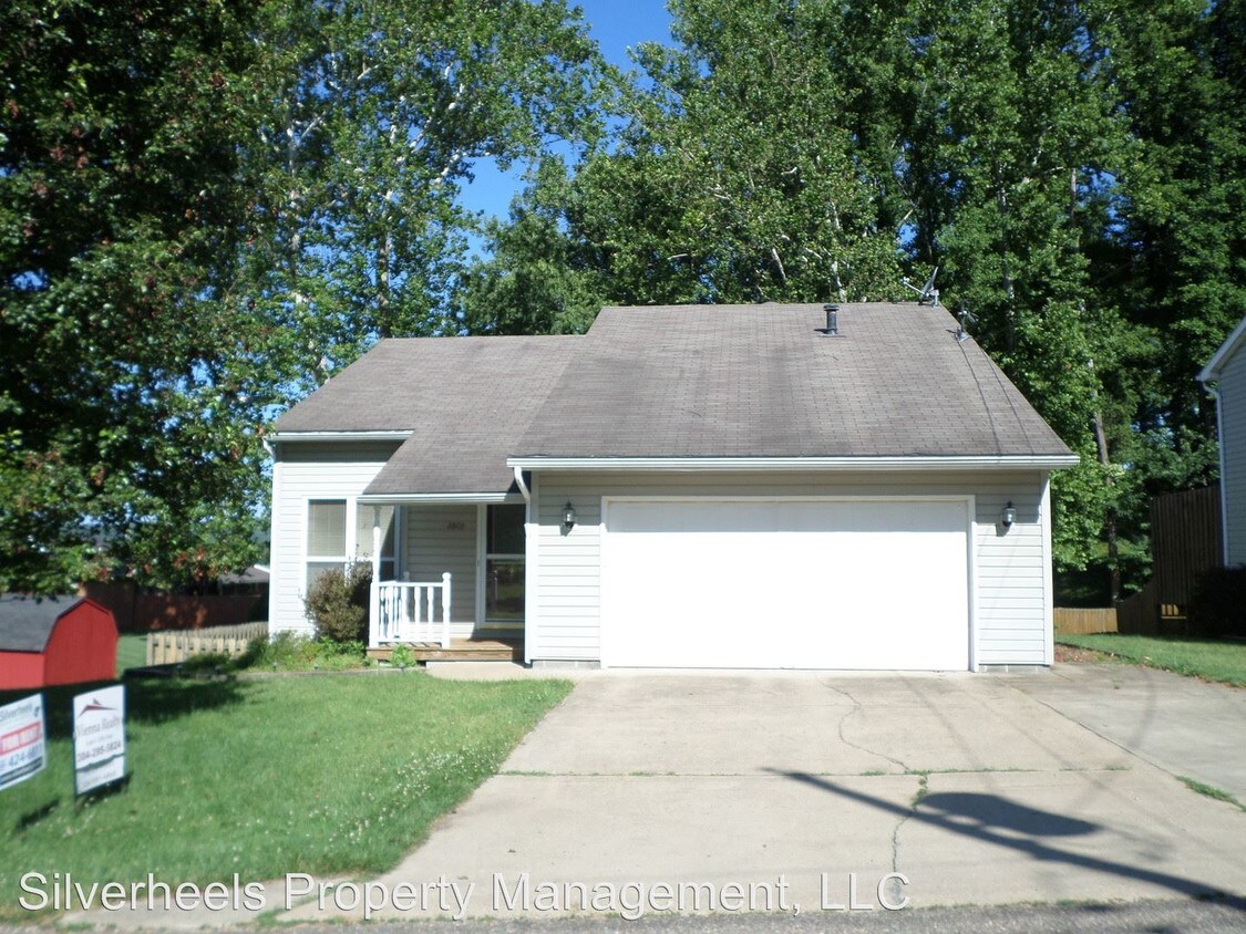 2803 18th Ave, Vienna, WV 26105 House Rental in Vienna, WV