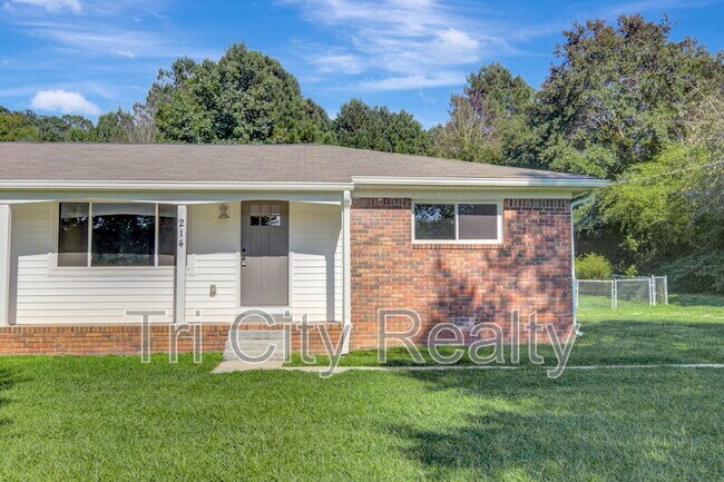 Building Photo - 214 Brooks Rd