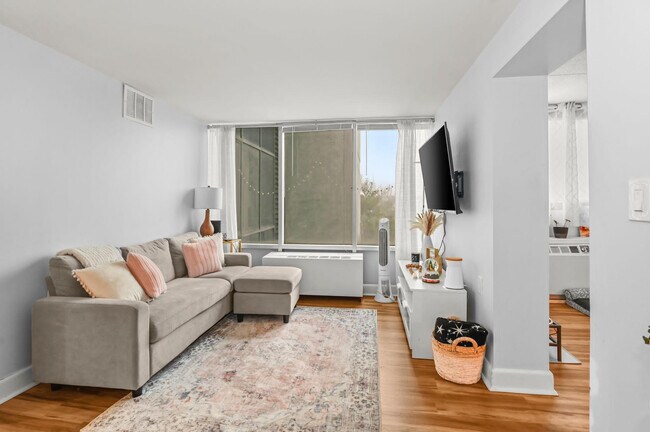 living room - 60 Strawberry Hill Ave