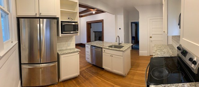 Building Photo - 258 Thurman Ave