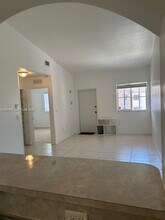 Building Photo - 1271 SE 28th Ct