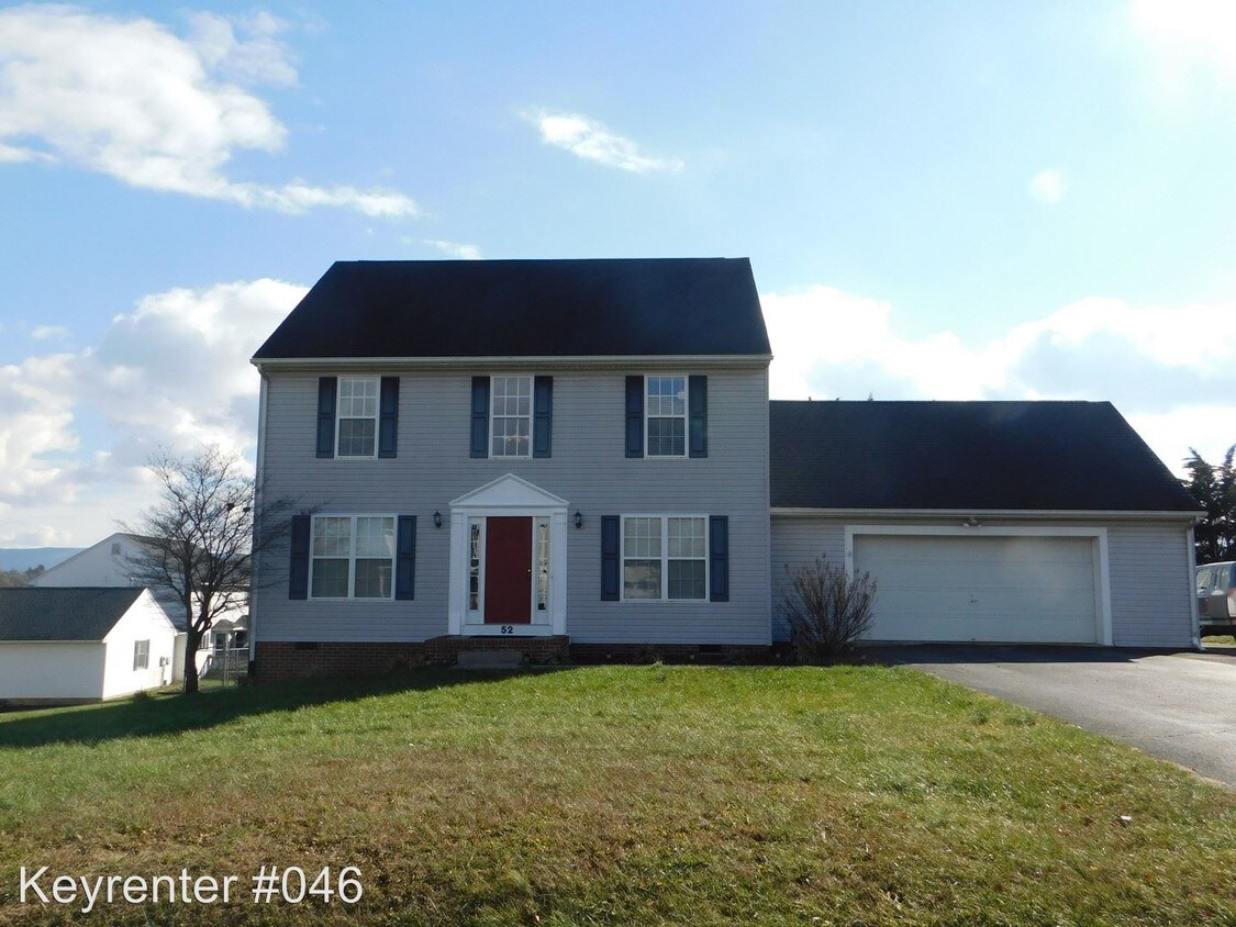 Primary Photo - 3 br, 2.5 bath House - 52 Lindburgh Dr