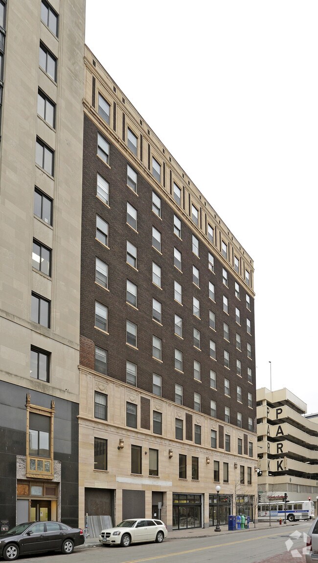 Hotel Lowry Apartments Rentals Saint Paul, MN