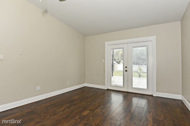 Building Photo - 3 br, 2 bath House - 2957 Rouen Ave